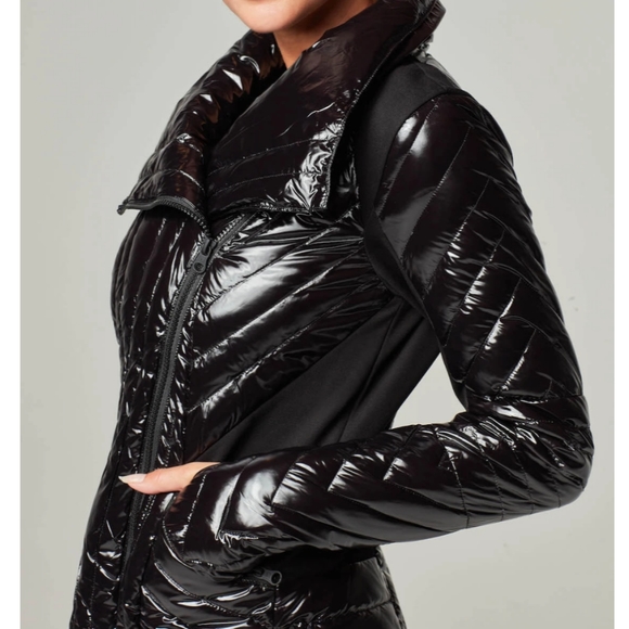 BLANC NOIR • CARBON 38   Motion Panel Puffer ~ NWT - Picture 2 of 14